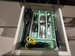 Pool View Nice Cool One Bedroom With 2 Large Beds