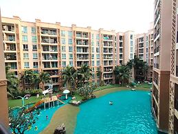 Pool View Nice Cool One Bedroom With 2 Large Beds