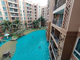 Pool View Nice Cool One Bedroom With 2 Large Beds