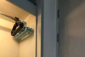 Pool View Nice Cool One Bedroom With 2 Large Beds