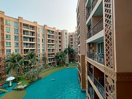 Pool View Nice Cool One Bedroom With 2 Large Beds