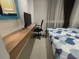 Pool View Nice Cool One Bedroom With 2 Large Beds