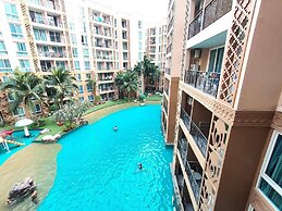 Pool View Nice Cool One Bedroom With 2 Large Beds