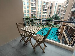 Pool View Nice Cool One Bedroom With 2 Large Beds