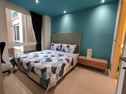 Pool View Nice Cool One Bedroom With 2 Large Beds