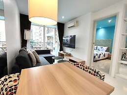 Pool View Nice Cool One Bedroom With 2 Large Beds