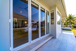 Luxury 7 Bedroom Pool Villa - WL67