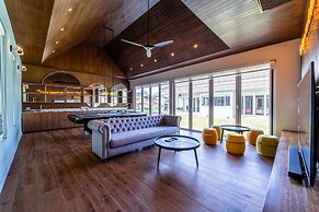 Luxury 7 Bedroom Pool Villa - WL67