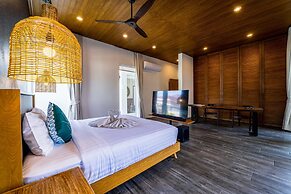 Luxury 7 Bedroom Pool Villa - WL67