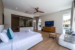 Luxury 7 Bedroom Pool Villa - WL67