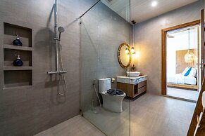 Luxury 7 Bedroom Pool Villa - WL67