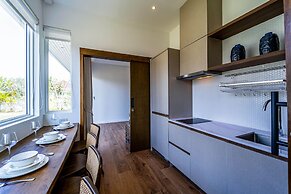 Luxury 7 Bedroom Pool Villa - WL67