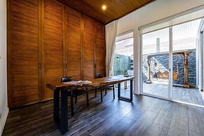 Luxury 7 Bedroom Pool Villa - WL67