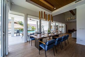 Luxury 7 Bedroom Pool Villa - WL67