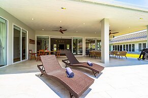 Luxury 7 Bedroom Pool Villa - WL67