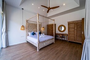 Luxury 7 Bedroom Pool Villa - WL67