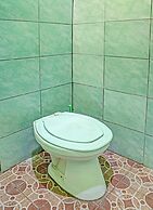 OYO 91573 Hotel Family Blitar