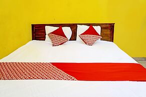 OYO 91573 Hotel Family Blitar
