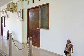 OYO Life 91670 Mannsur Homestay Syariah