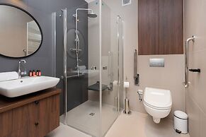 Business Flat Oliva by Renters Prestige