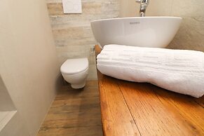 Sveva's Cozy Studio With sea View