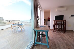 Sveva's Cozy Studio With sea View