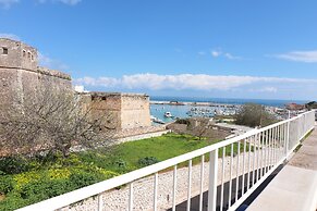 Sveva's Cozy Studio With sea View