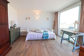 Sveva's Cozy Studio With sea View