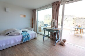 Sveva's Cozy Studio With sea View