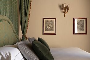 Loggiato dei Serviti