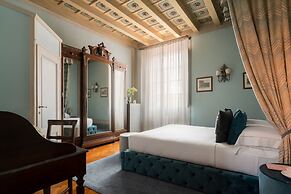 Loggiato dei Serviti