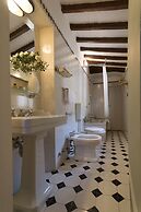 Loggiato dei Serviti