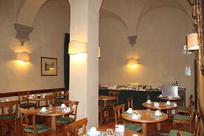 Loggiato dei Serviti