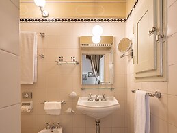 Loggiato dei Serviti