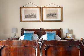 Loggiato dei Serviti