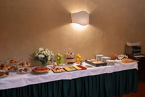 Loggiato dei Serviti