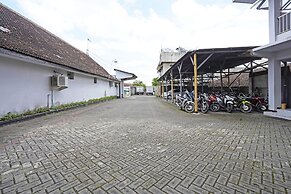 OYO 91710 Hotel Anugerah