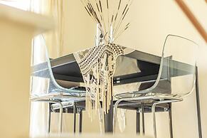 Angel Luxury Apartment in Kriopigi