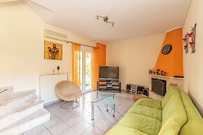 Angel Luxury Apartment in Kriopigi