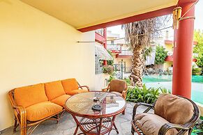 Angel Luxury Apartment in Kriopigi