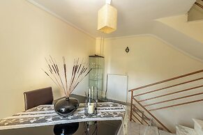 Angel Luxury Apartment in Kriopigi