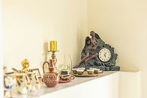 Angel Luxury Apartment in Kriopigi