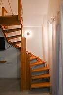 Serenite 2 Bd Santorini Getaway with Sea View