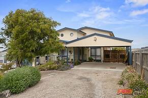 Your Ocean Oasis Ocean Country Views Spa Pet Friendly Fireplace