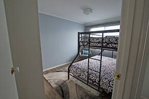 Killy Views Stunning Waterfront Pet Friendly Fireplace Free EV Charger