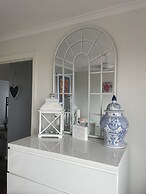 Killy Views Stunning Waterfront Pet Friendly Fireplace Free EV Charger