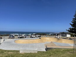 Killy Views Stunning Waterfront Pet Friendly Fireplace Free EV Charger