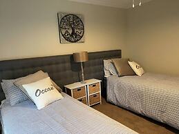 Killarney Coastal Country Retreat Spa Pet Friendly Fireplace