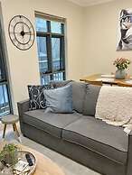 Morgan Place Central Melbourne CBD Apartment on Flinders Lane Late Che