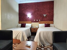 Steffan Hotel and Suites